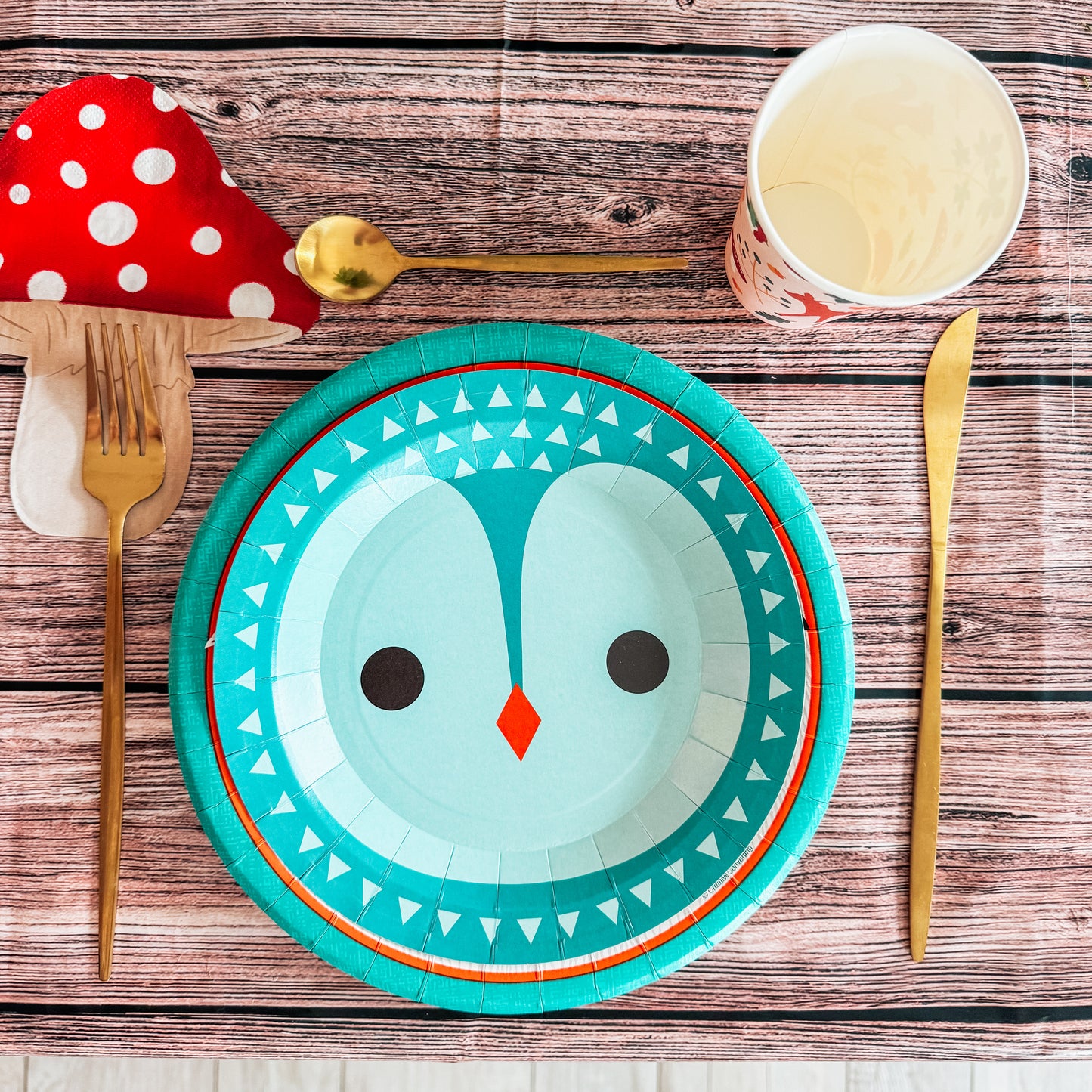 Décoration d'anniversaire animaux de la forêt avec renard, ours, champignon, biche