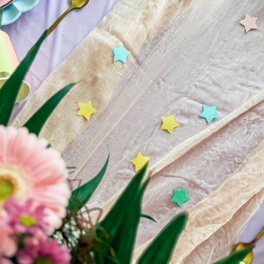 décoration de table pour anniversaire arc-en-ciel