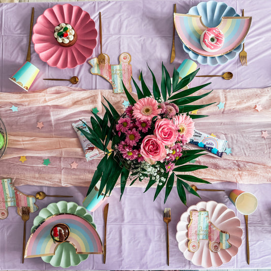 décoration de table pour anniversaire arc-en-ciel