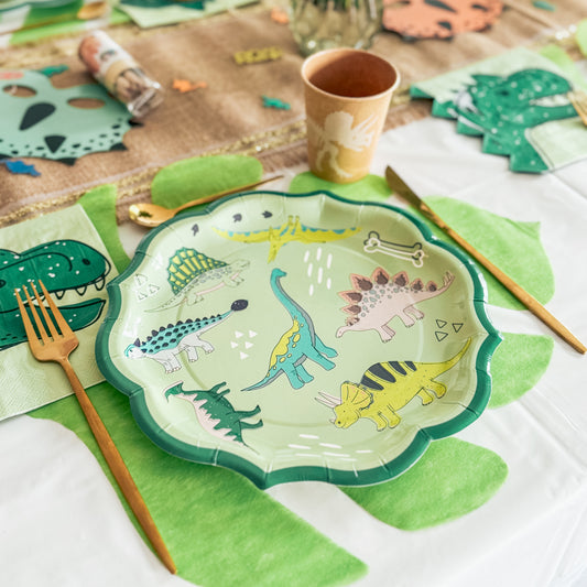 décoration de table pour anniversaire dinosaure