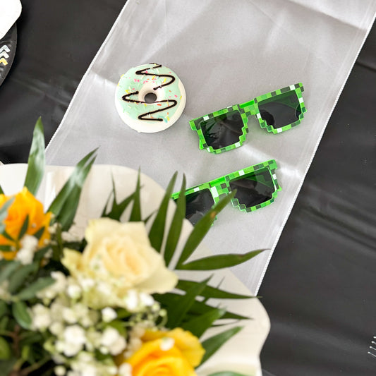 Décoration de table pour anniversaire sur le thème jeux vidéo, gaming