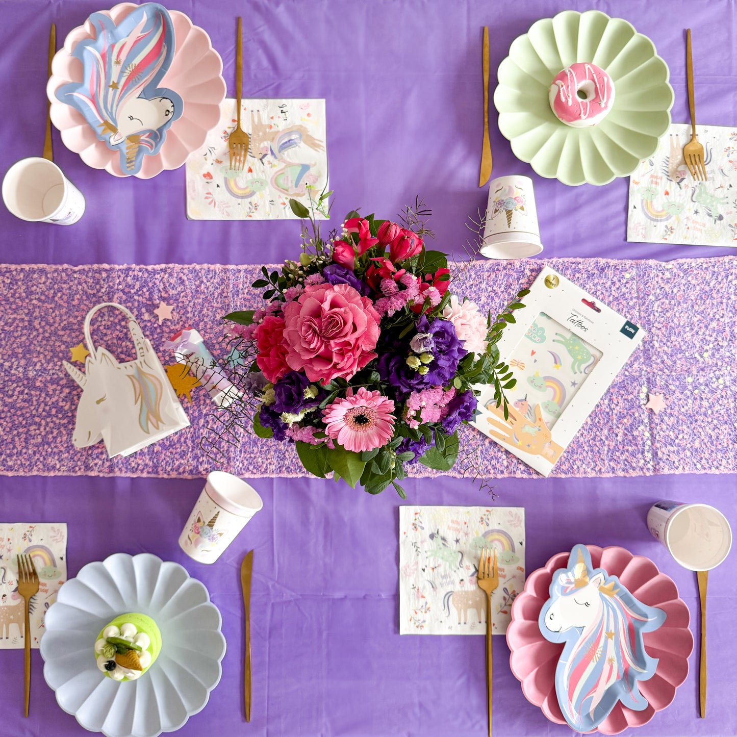 décoration de table licorne pour anniversaire d'enfant