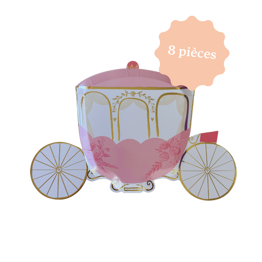 Assiettes en carton en forme de carrosse décoration anniversaire princesse