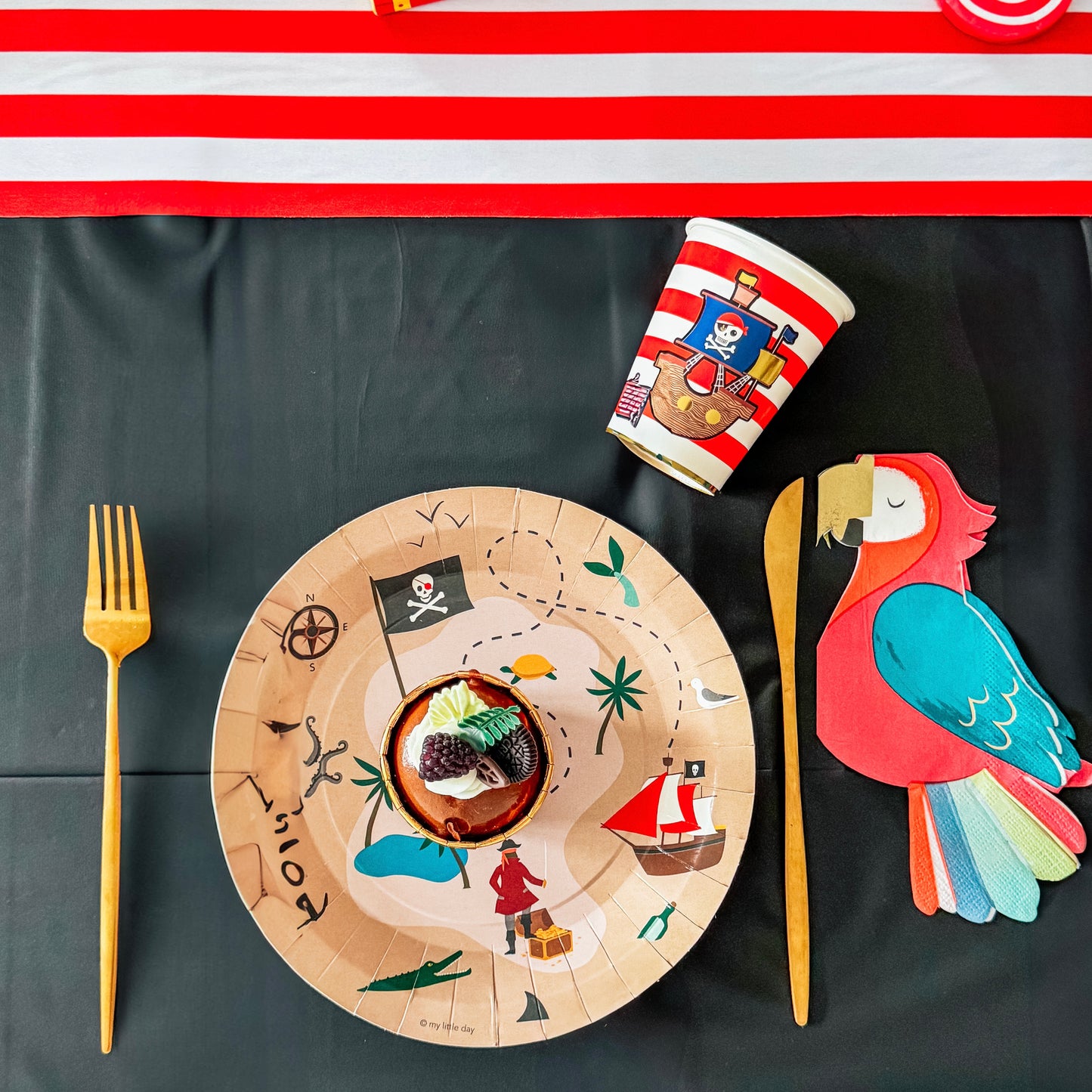 décoration de table pour anniversaire sur le thème pirate